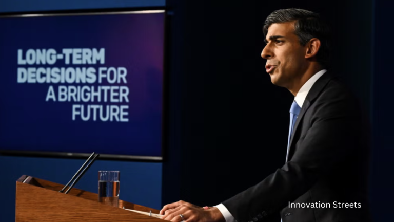 UK Prime Minister Rishi Sunak Calls for Global Collaboration on AI Risk Mitigation